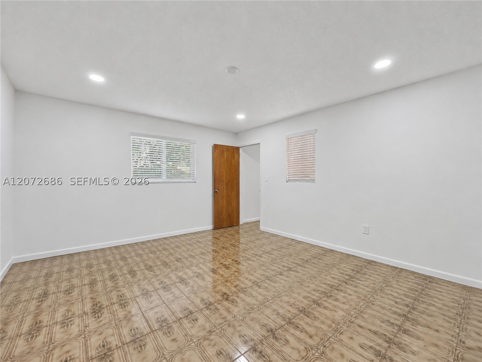 3130 SW 6th St, Miami FL 33135
