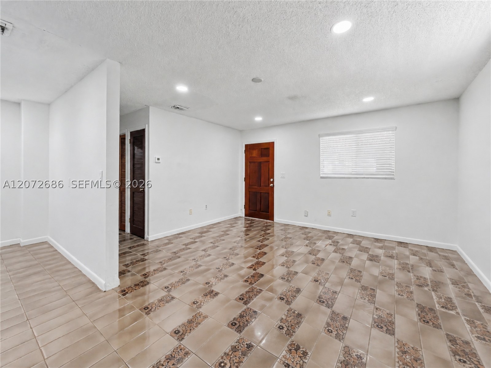 3130 SW 6th St, Miami FL 33135