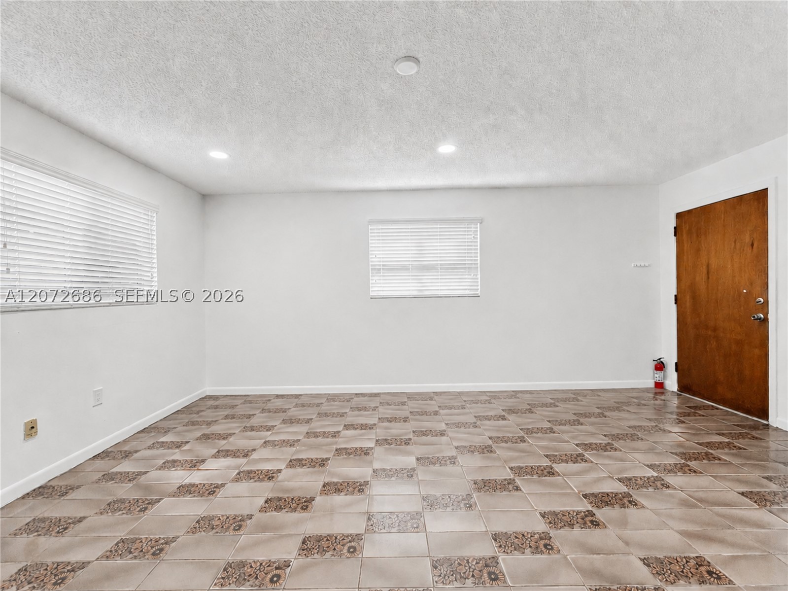 3130 SW 6th St, Miami FL 33135