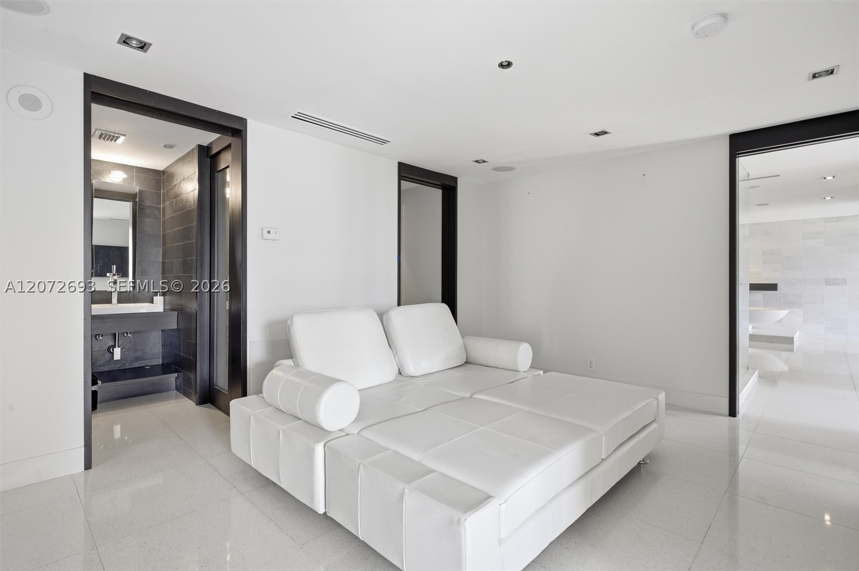 1330 Ocean Dr #3CA, Miami Beach FL 33139
