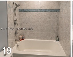 Boca Raton FL 33498 - A12072698
