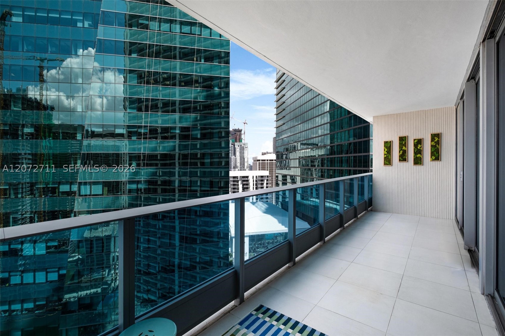 200 Biscayne Boulevard Way #3311, Miami FL 33131