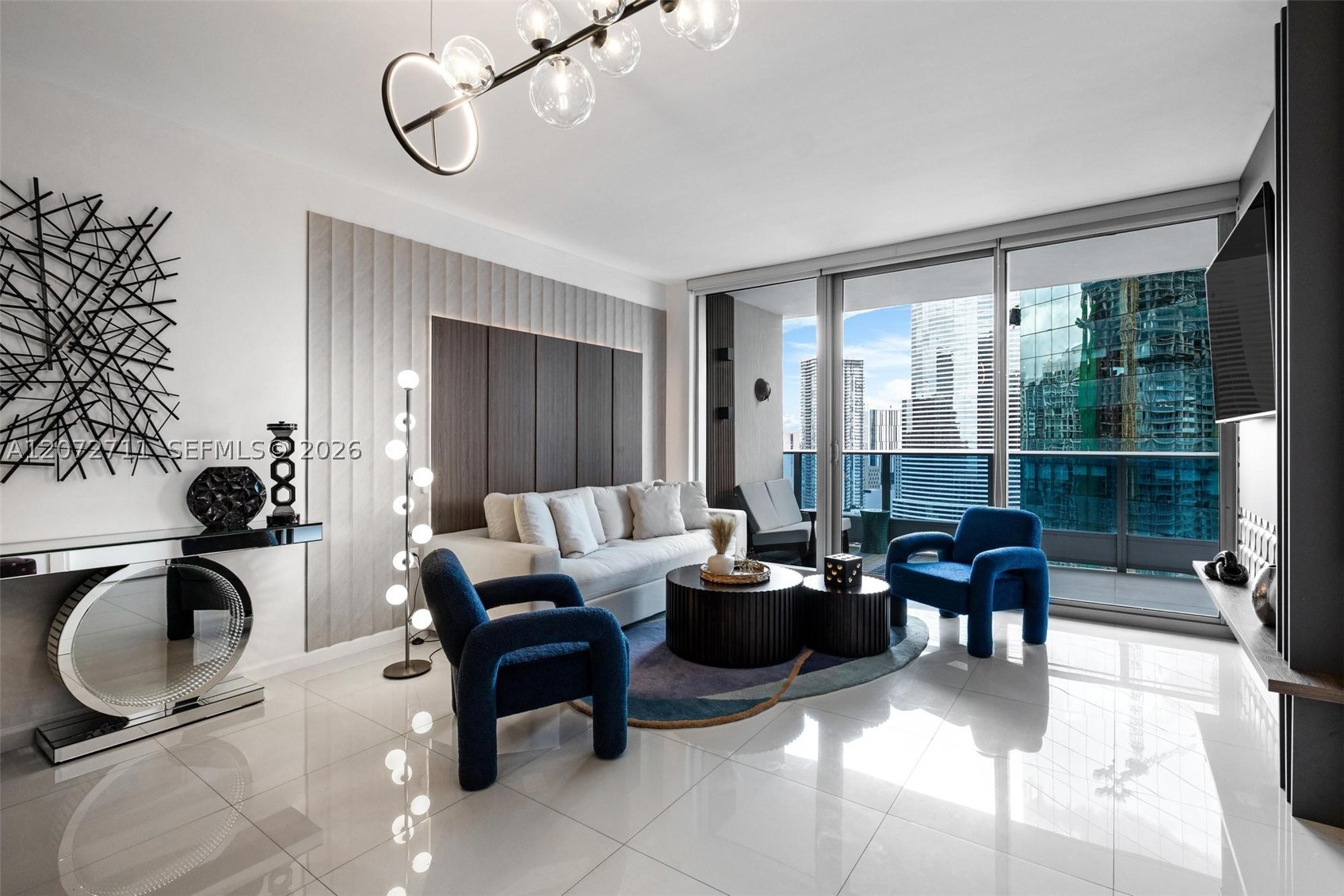 200 Biscayne Boulevard Way #3311, Miami FL 33131