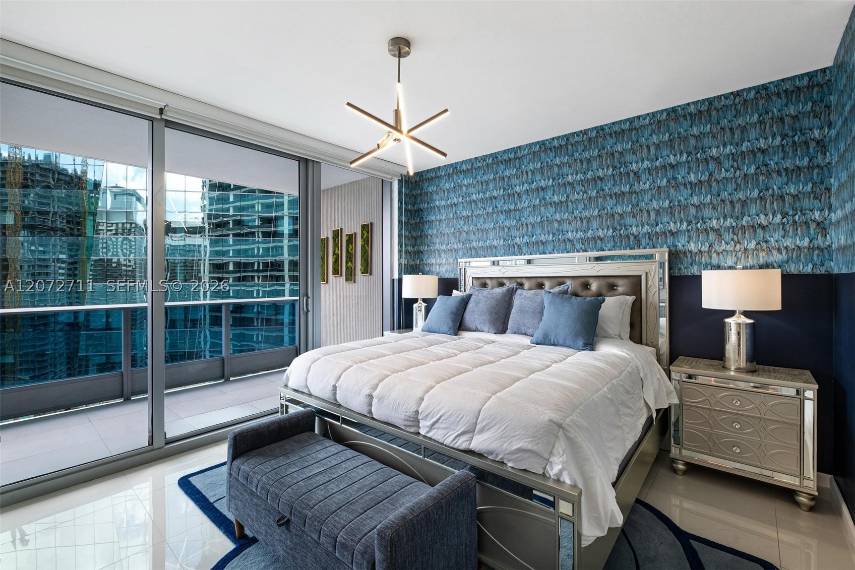 200 Biscayne Boulevard Way #3311, Miami FL 33131