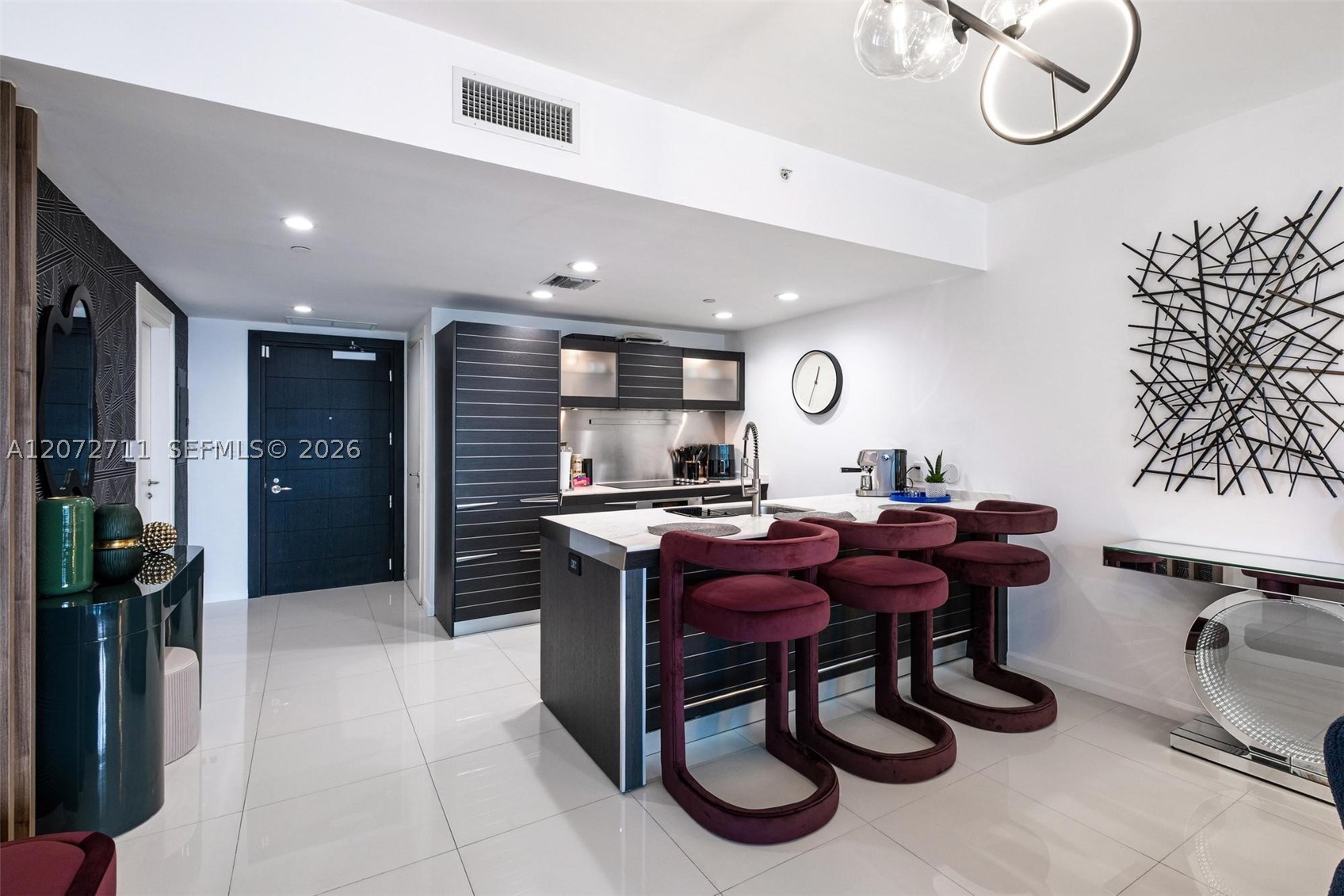200 Biscayne Boulevard Way #3311, Miami FL 33131