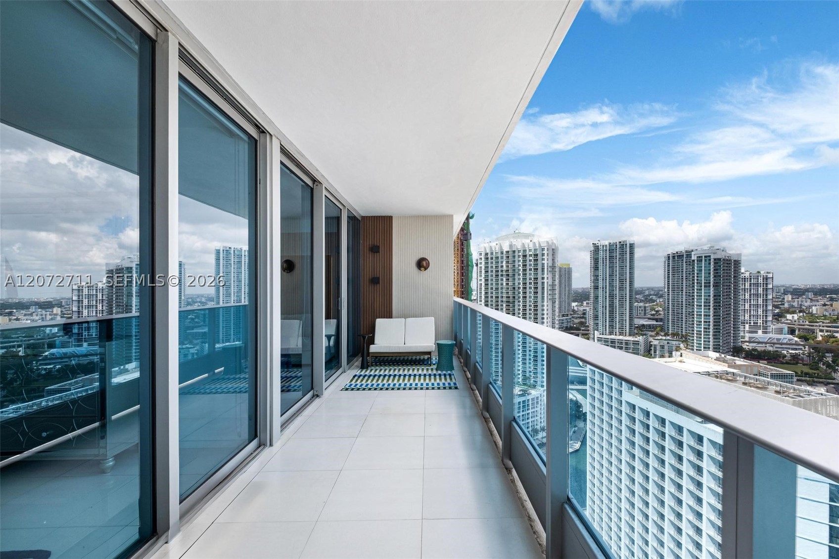 200 Biscayne Boulevard Way #3311, Miami FL 33131
