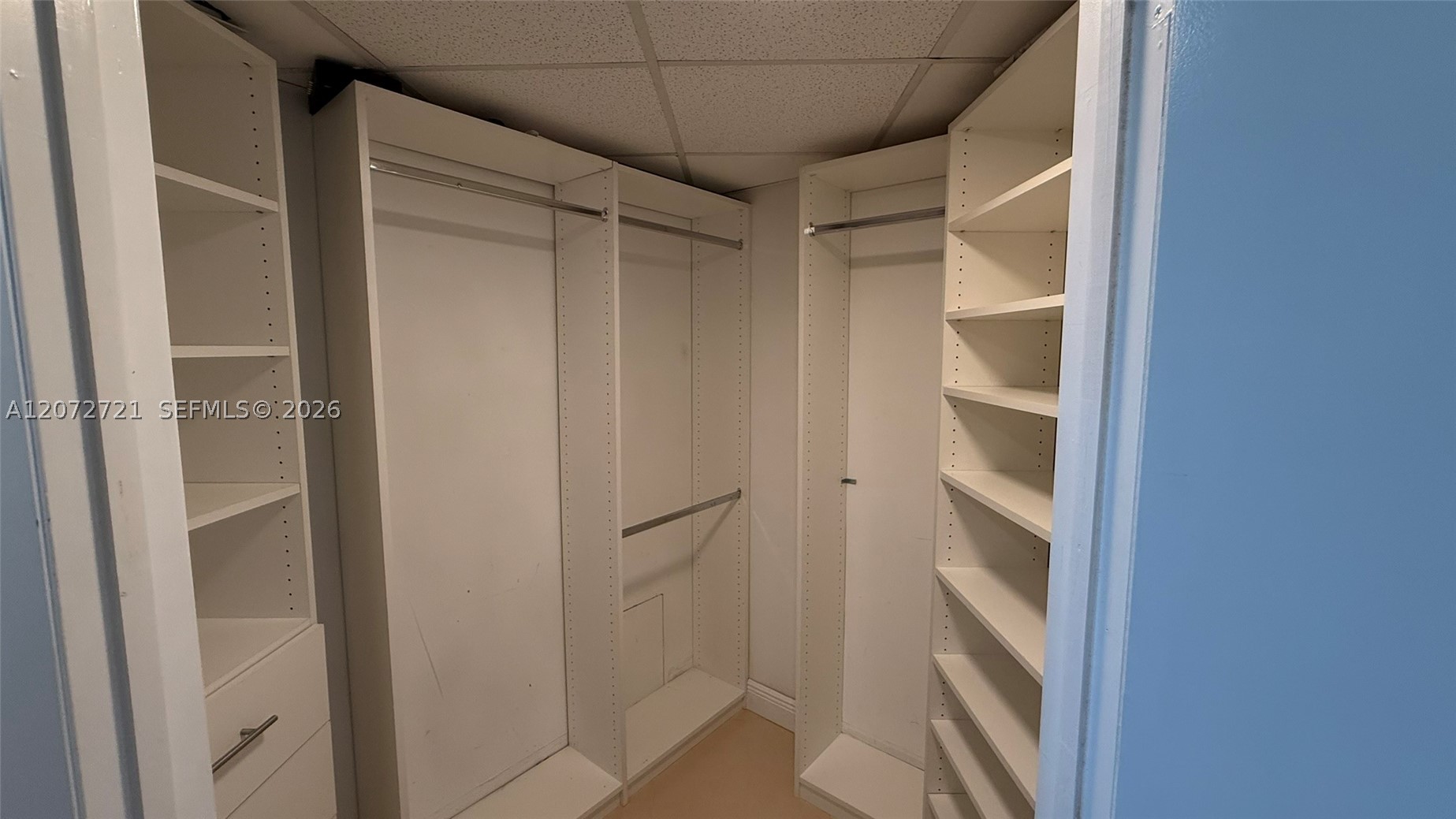 475 Brickell Ave #4408, Miami FL 33131