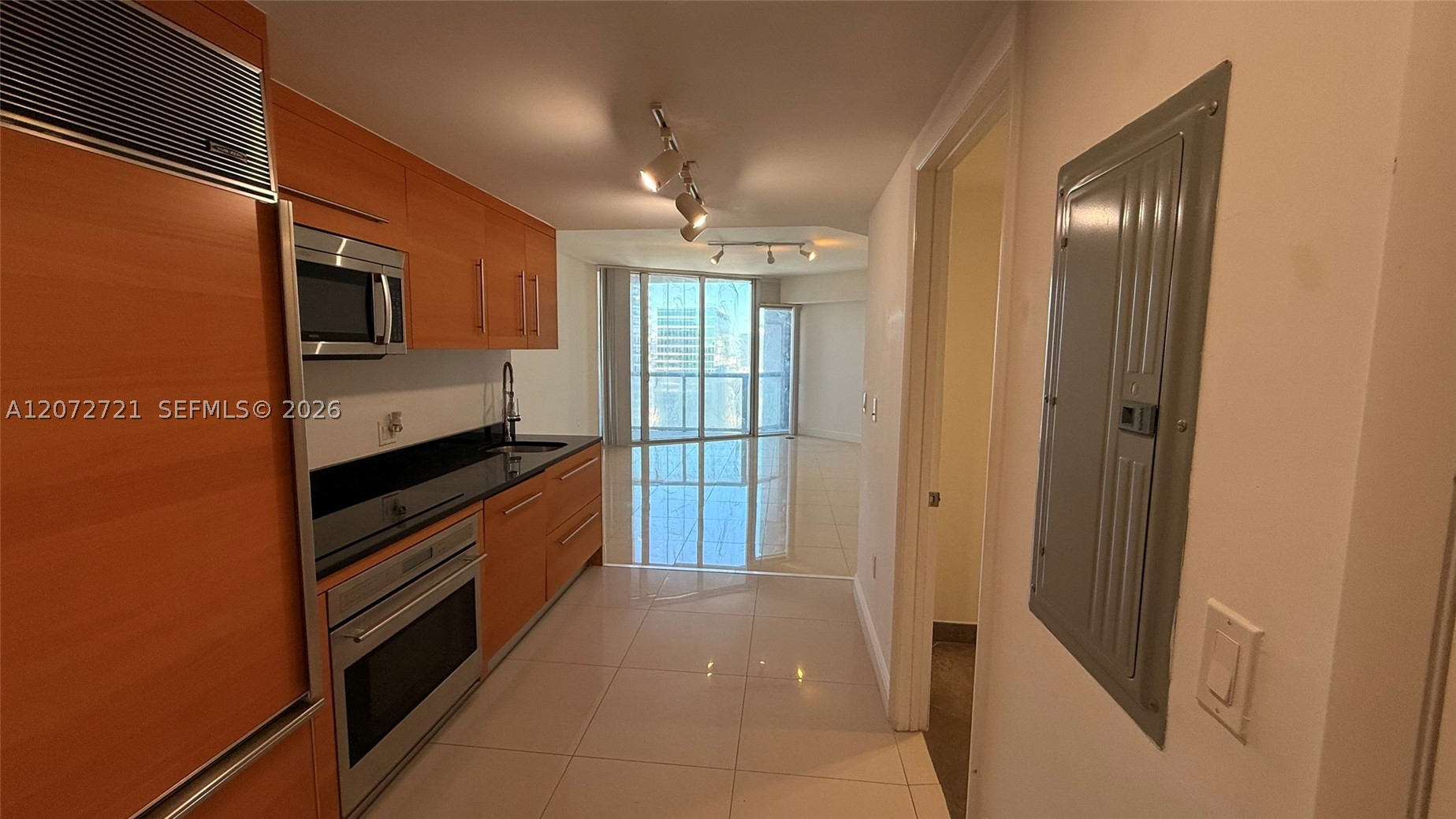 475 Brickell Ave #4408, Miami FL 33131