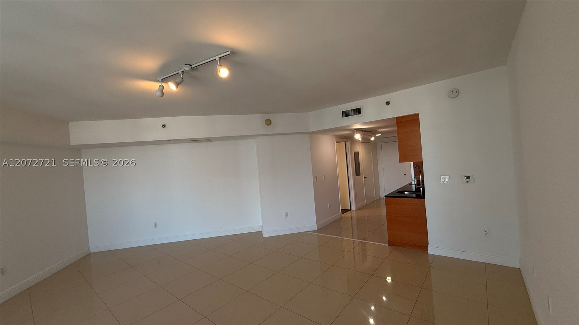 475 Brickell Ave #4408, Miami FL 33131