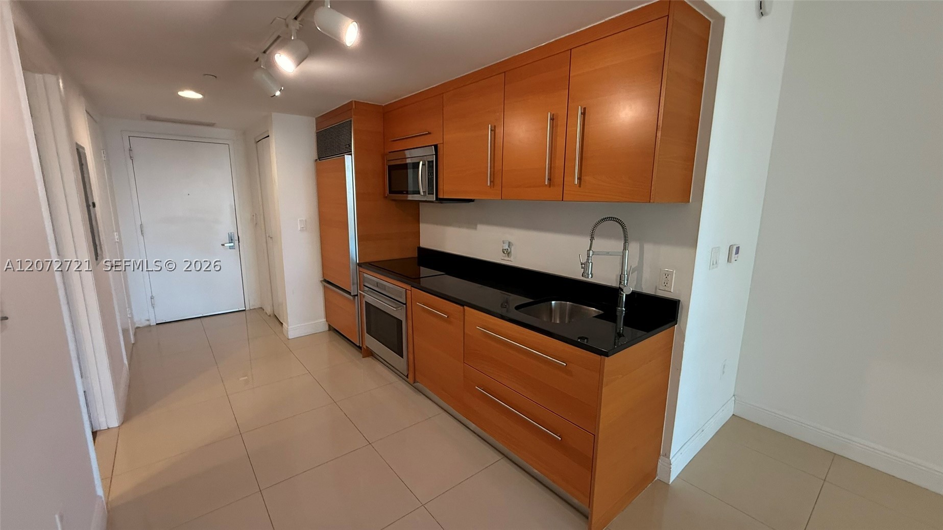 475 Brickell Ave #4408, Miami FL 33131