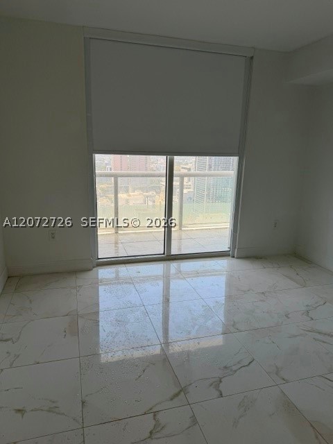 50 W Biscayne Blvd #3907, Miami FL 33132