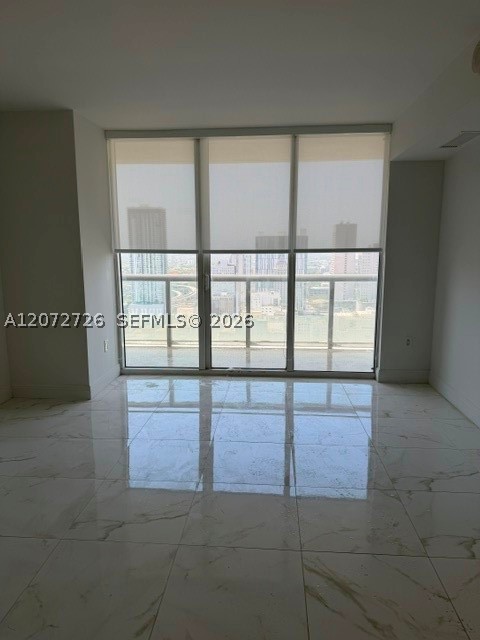 50 W Biscayne Blvd #3907, Miami FL 33132