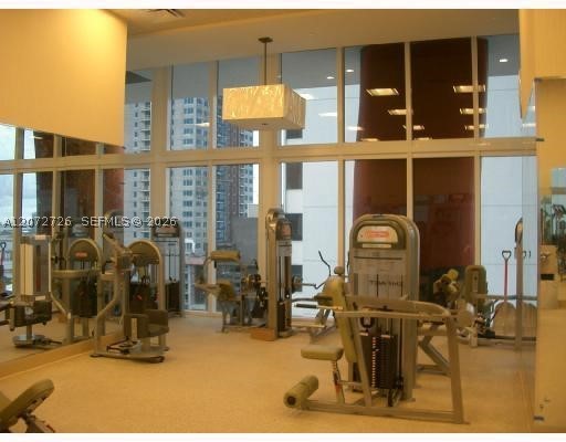 50 W Biscayne Blvd #3907, Miami FL 33132