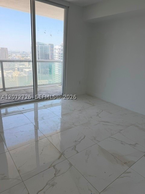 50 W Biscayne Blvd #3907, Miami FL 33132