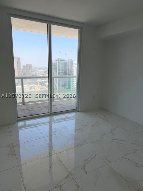 50 W Biscayne Blvd #3907, Miami FL 33132