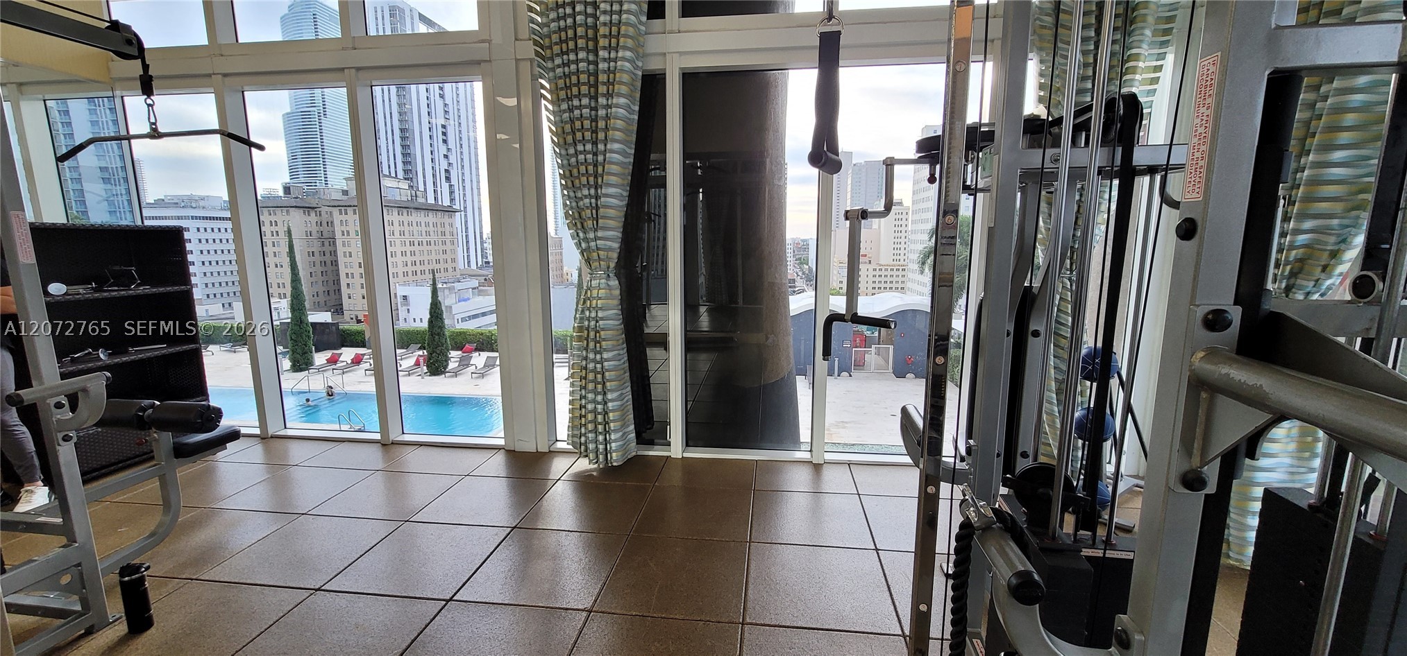 50 Biscayne Blvd #5202, Miami FL 33132