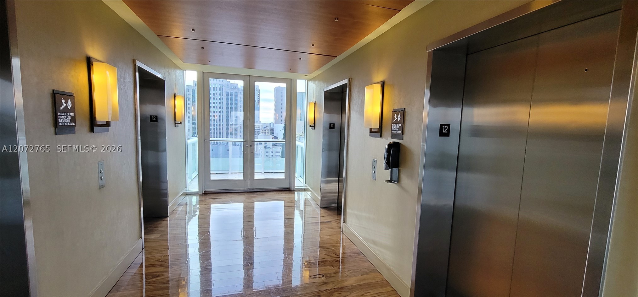 50 Biscayne Blvd #5202, Miami FL 33132