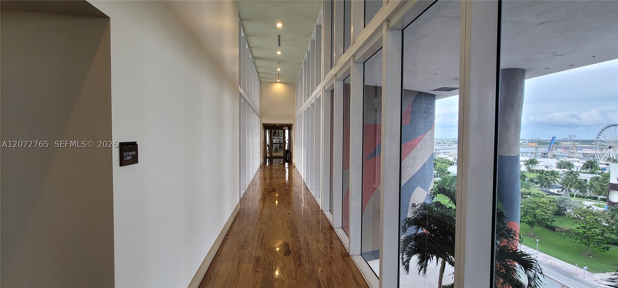 50 Biscayne Blvd #5202, Miami FL 33132