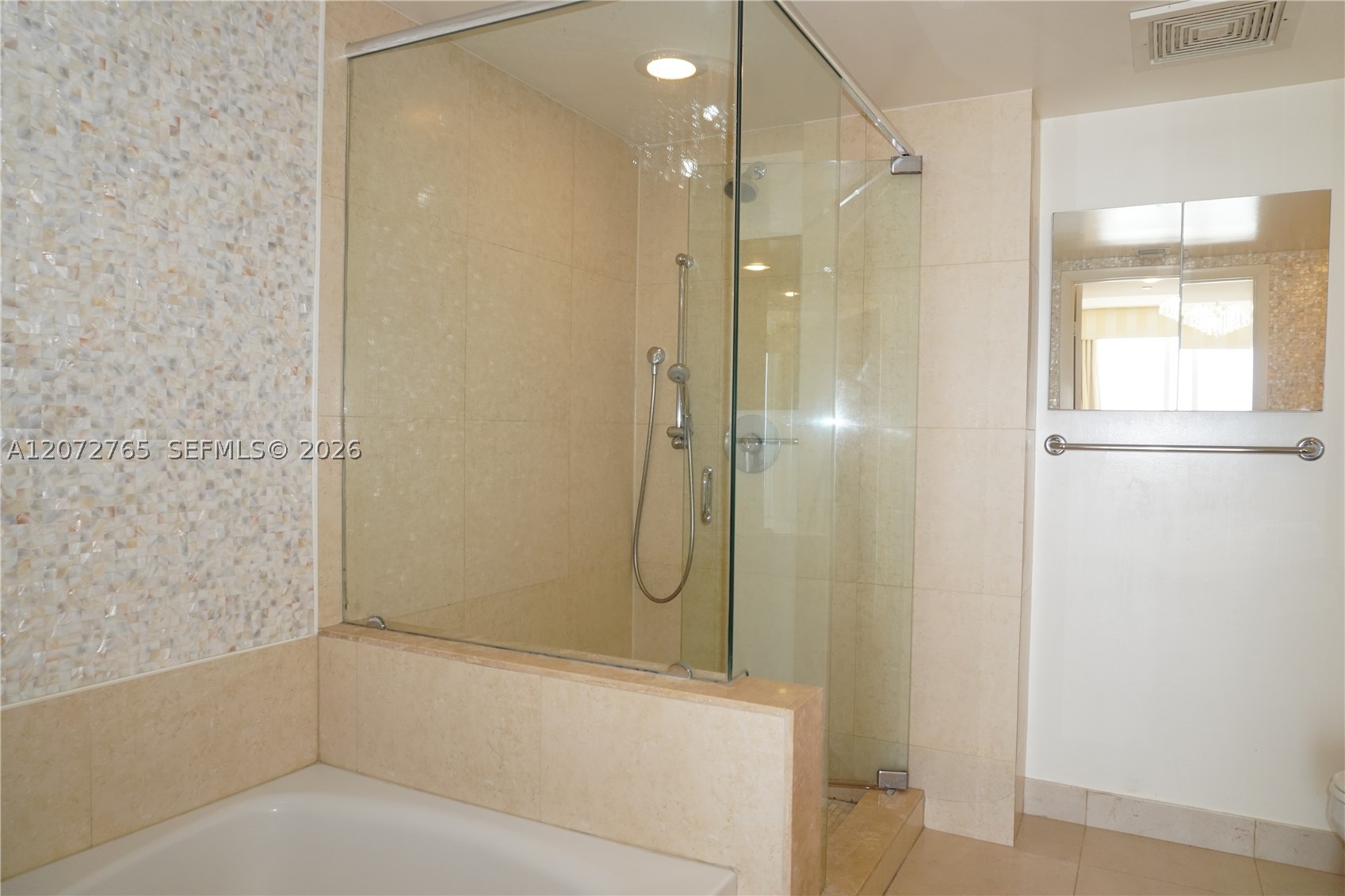 50 Biscayne Blvd #5202, Miami FL 33132