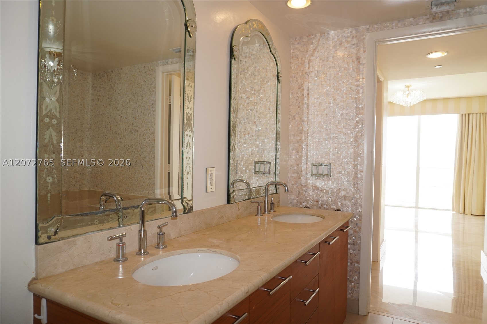 50 Biscayne Blvd #5202, Miami FL 33132