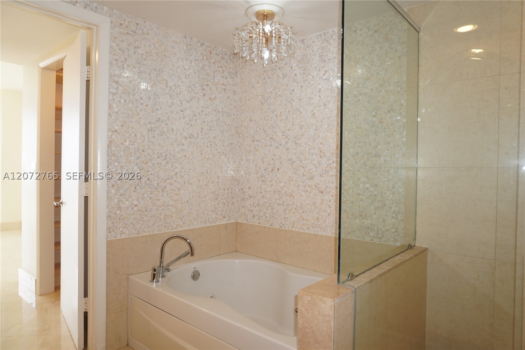 50 Biscayne Blvd #5202, Miami FL 33132