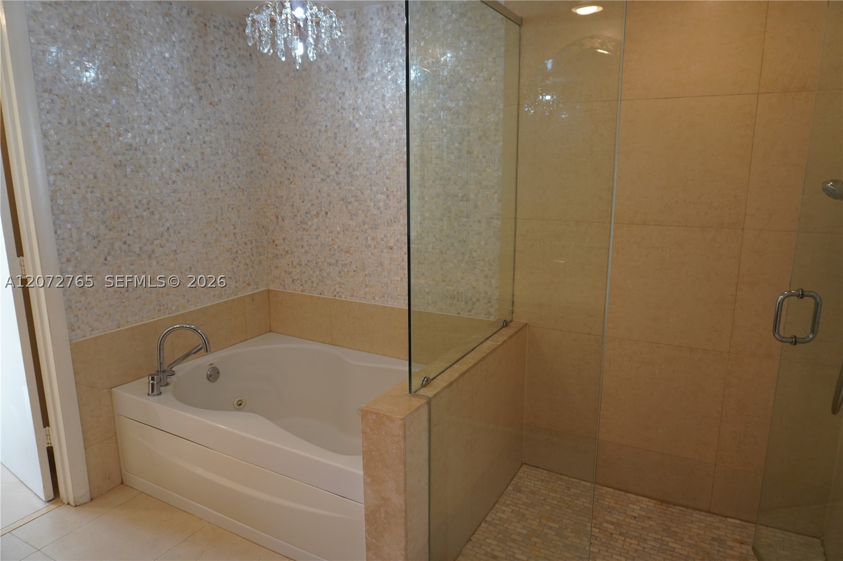 50 Biscayne Blvd #5202, Miami FL 33132