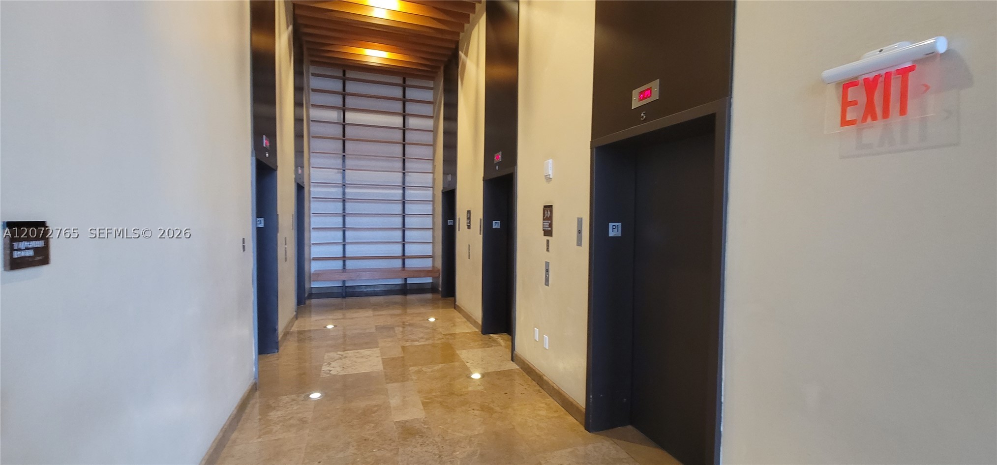 50 Biscayne Blvd #5202, Miami FL 33132