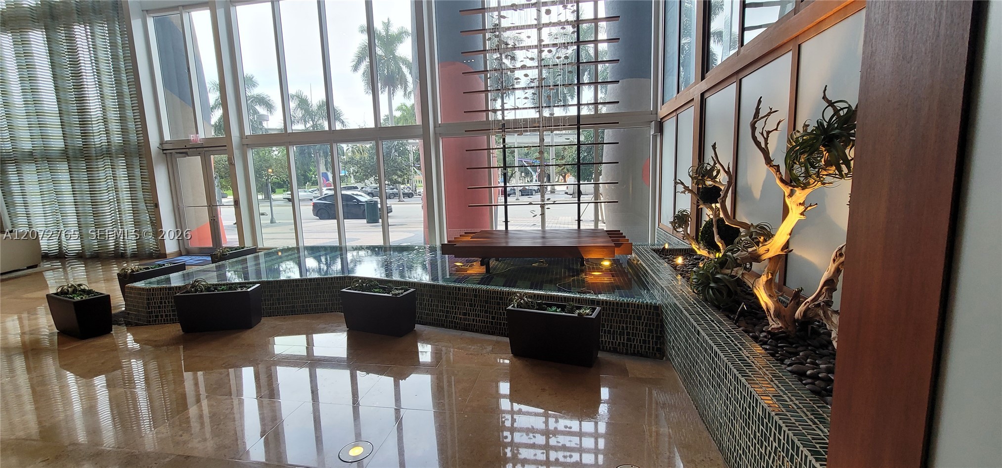 50 Biscayne Blvd #5202, Miami FL 33132
