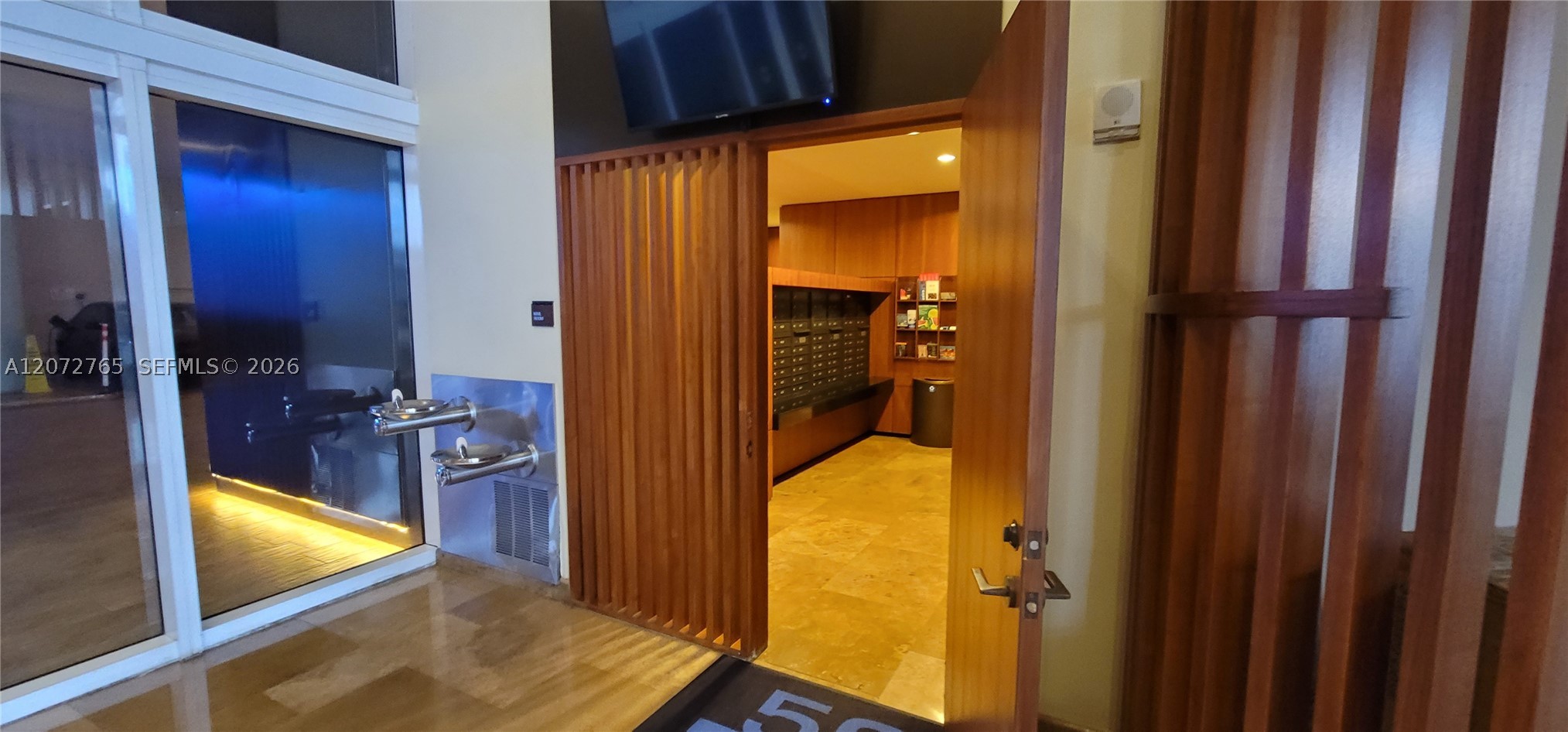 50 Biscayne Blvd #5202, Miami FL 33132
