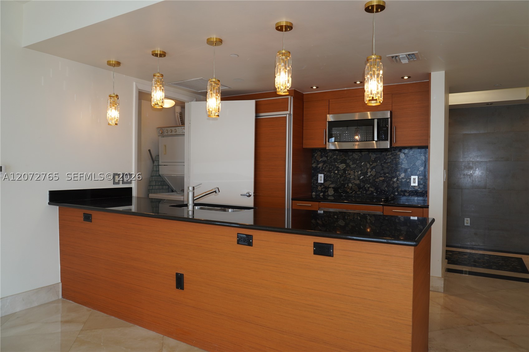 50 Biscayne Blvd #5202, Miami FL 33132