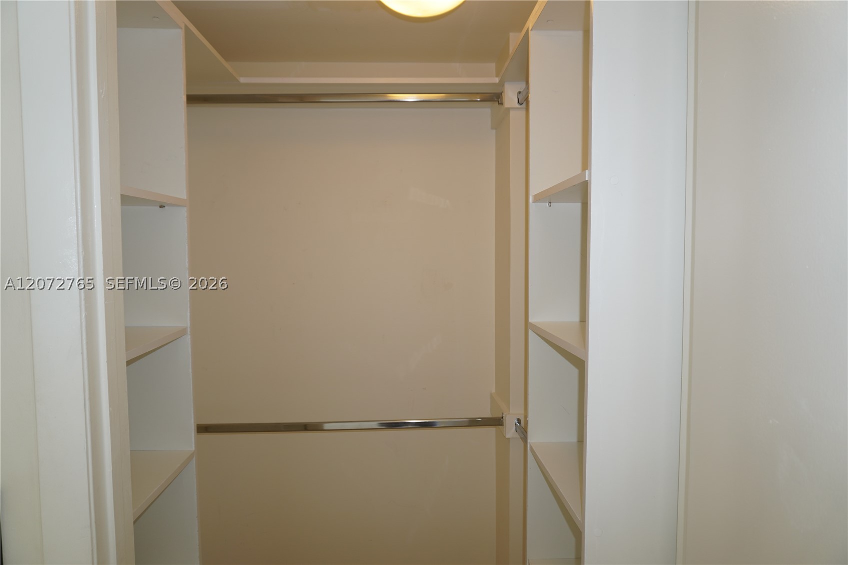 50 Biscayne Blvd #5202, Miami FL 33132