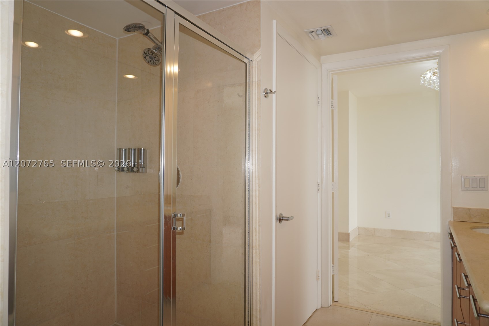 50 Biscayne Blvd #5202, Miami FL 33132