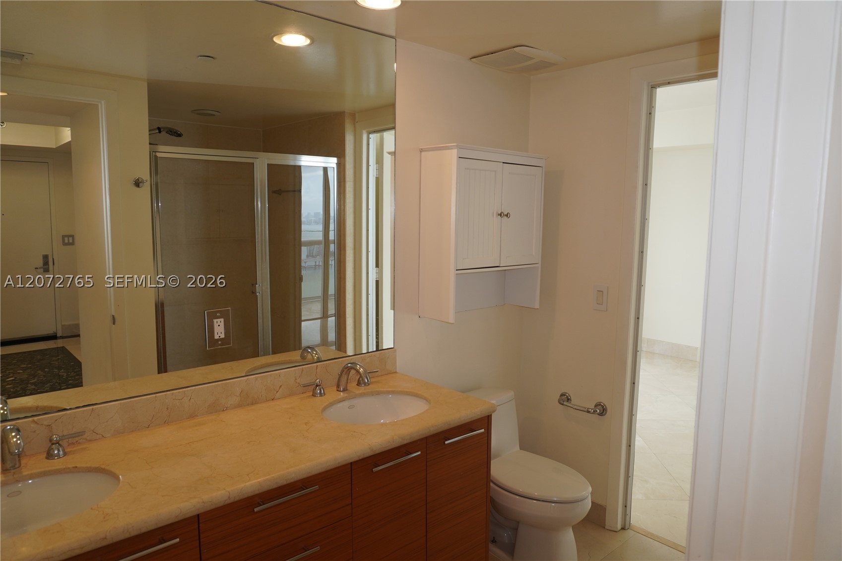 50 Biscayne Blvd #5202, Miami FL 33132