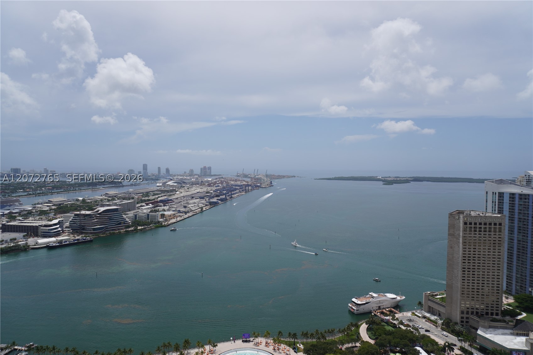 50 Biscayne Blvd #5202, Miami FL 33132