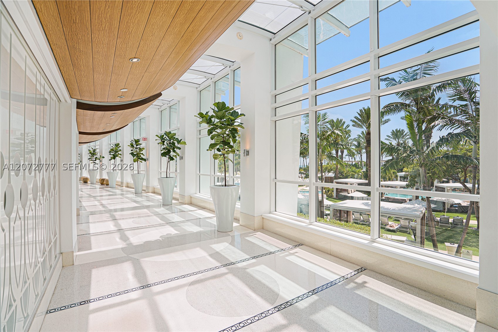 4401 Collins Ave #1115, Miami Beach FL 33140