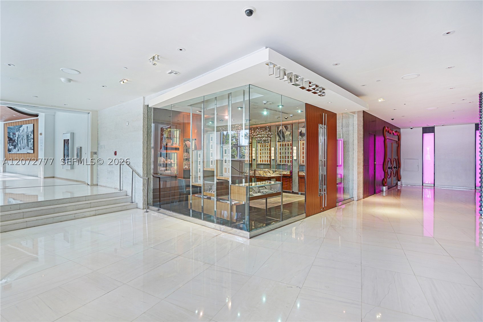 4401 Collins Ave #1115, Miami Beach FL 33140