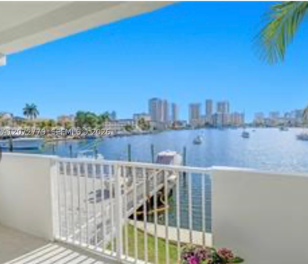 462 Golden Isles Dr #305, Hallandale Beach FL 33009