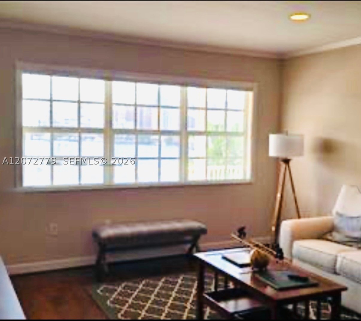 462 Golden Isles Dr #305, Hallandale Beach FL 33009