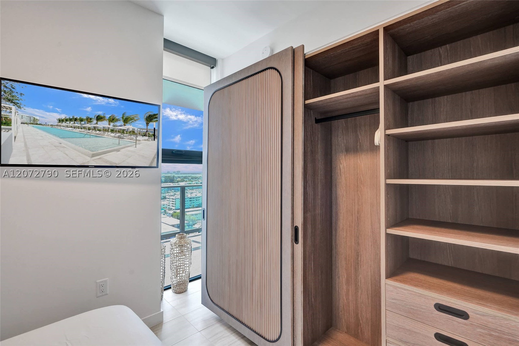 580 72nd St #1012, Miami Beach FL 33141