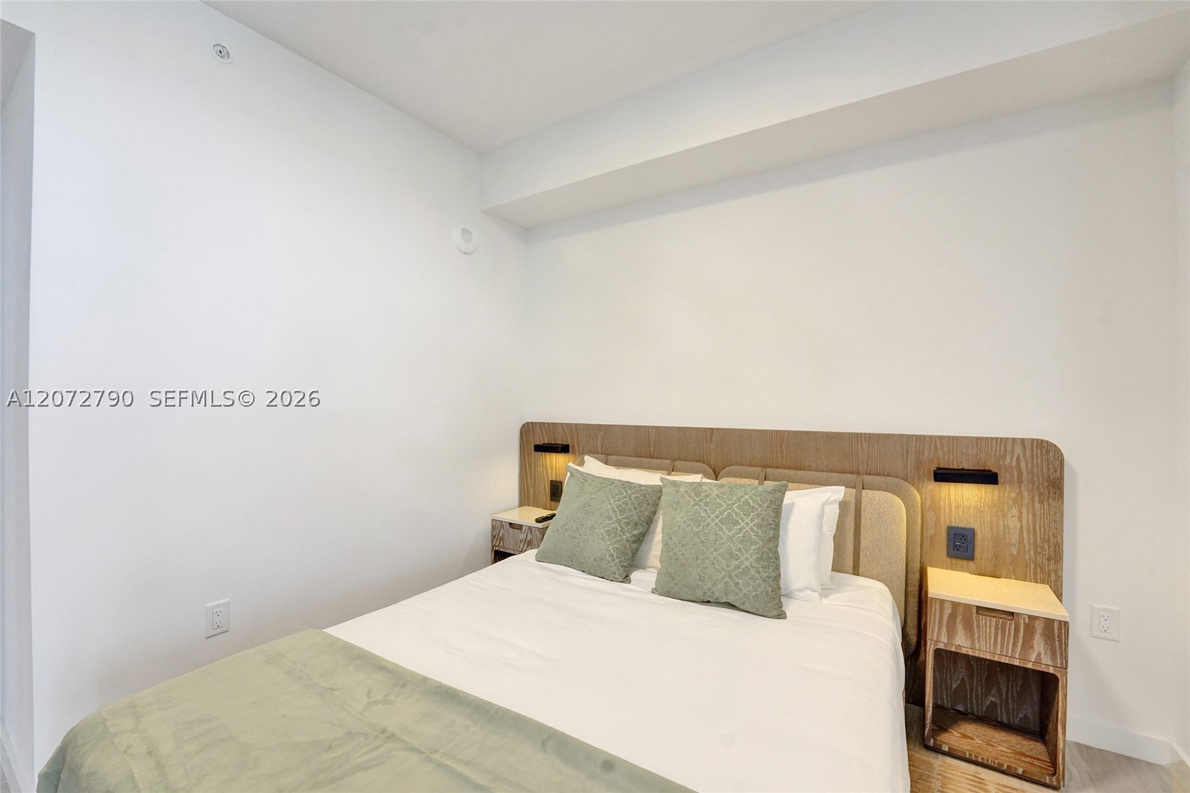 580 72nd St #1012, Miami Beach FL 33141