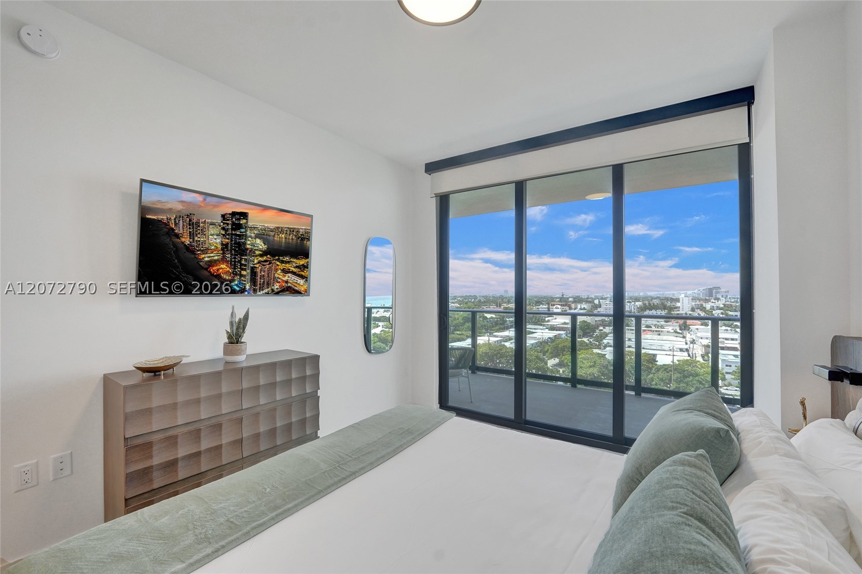 580 72nd St #1012, Miami Beach FL 33141