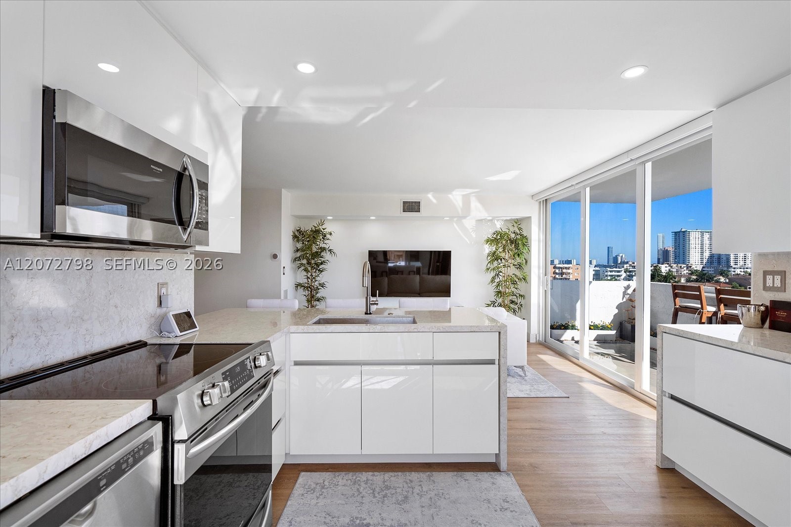 3703 NE 166th St #701, North Miami Beach FL 33160