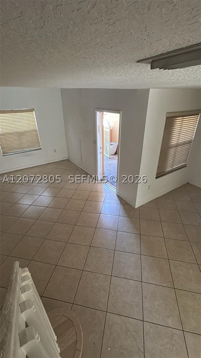 937 SW 143rd Ave #1605, Pembroke Pines FL 33027