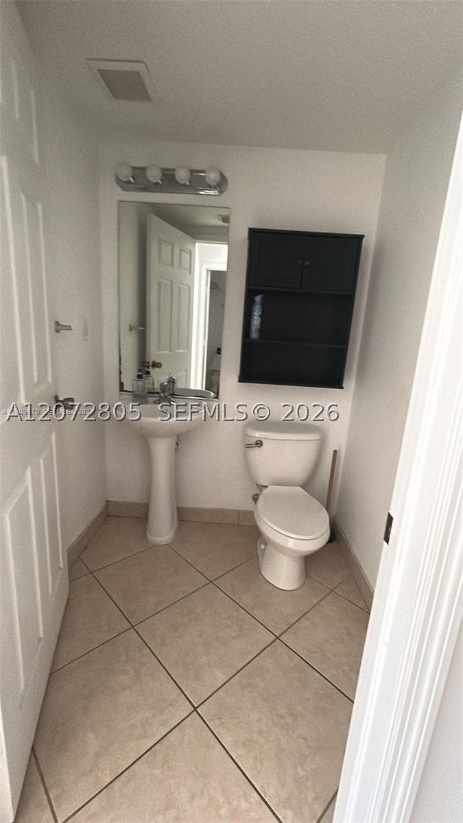 937 SW 143rd Ave #1605, Pembroke Pines FL 33027