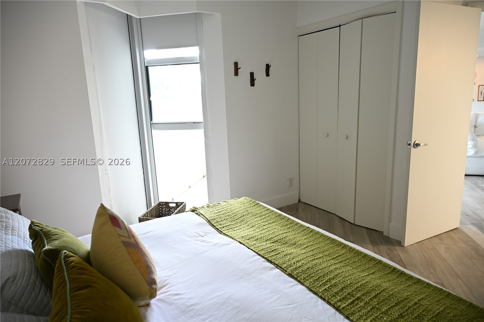 1000 E Island Blvd #303, Aventura FL 33160