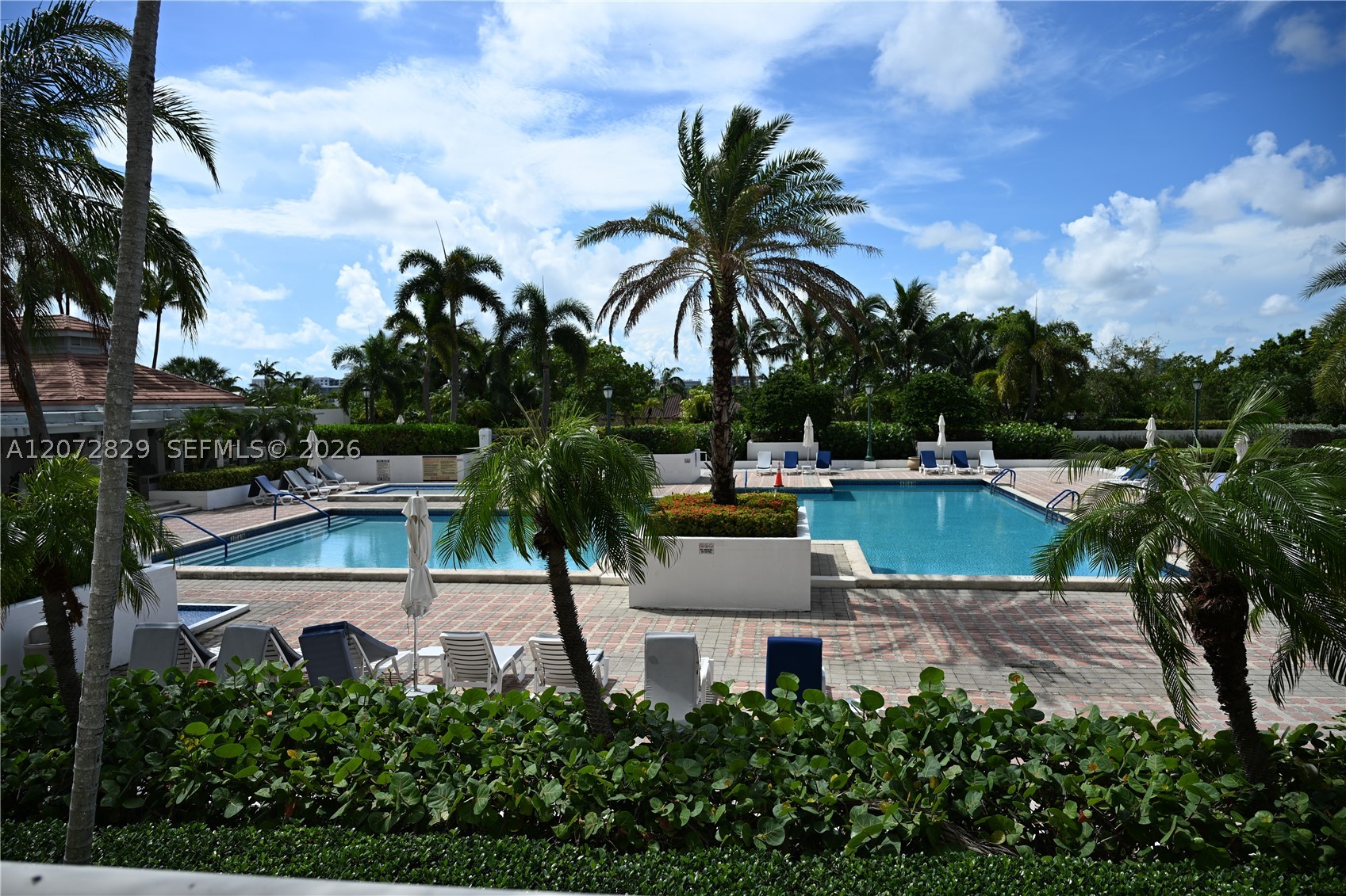 1000 E Island Blvd #303, Aventura FL 33160