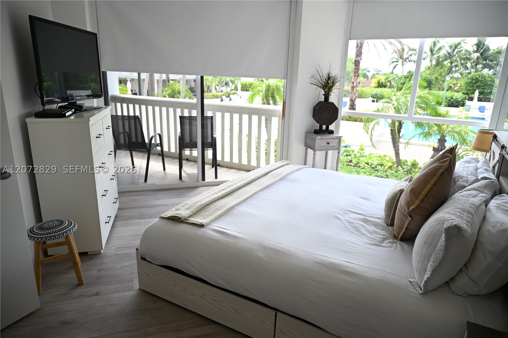 1000 E Island Blvd #303, Aventura FL 33160