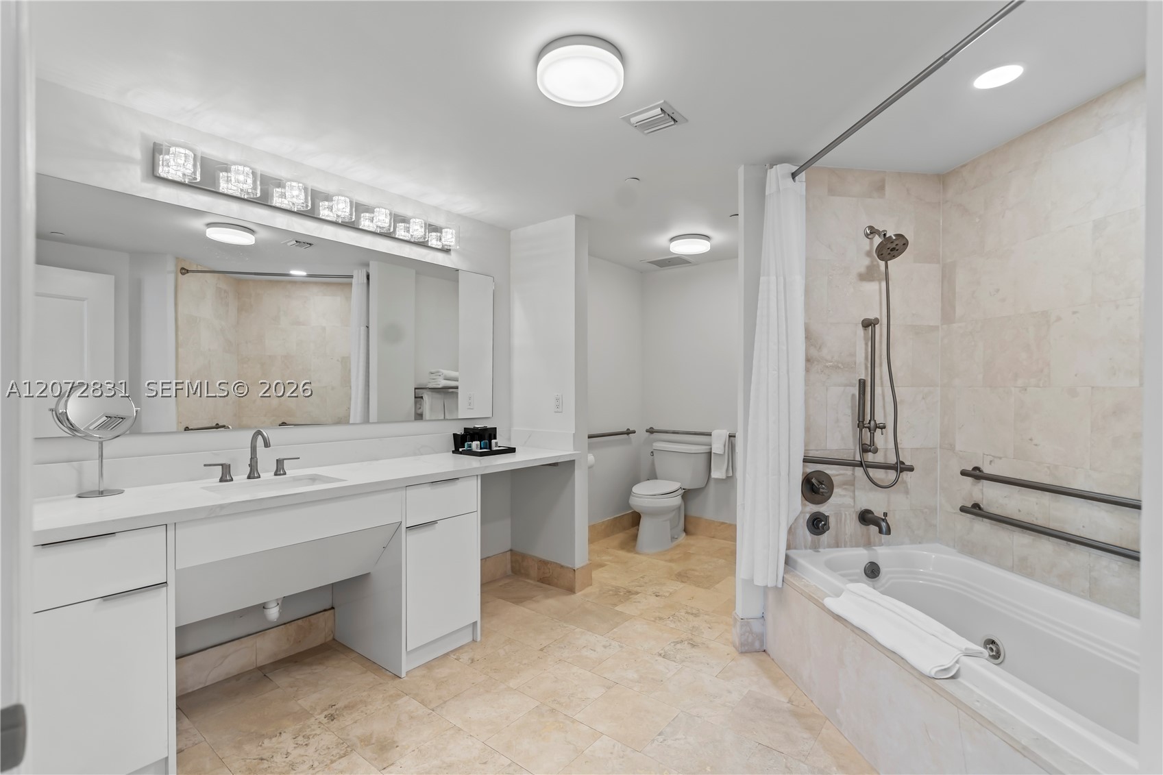 4401 Collins Ave #915, Miami Beach FL 33140