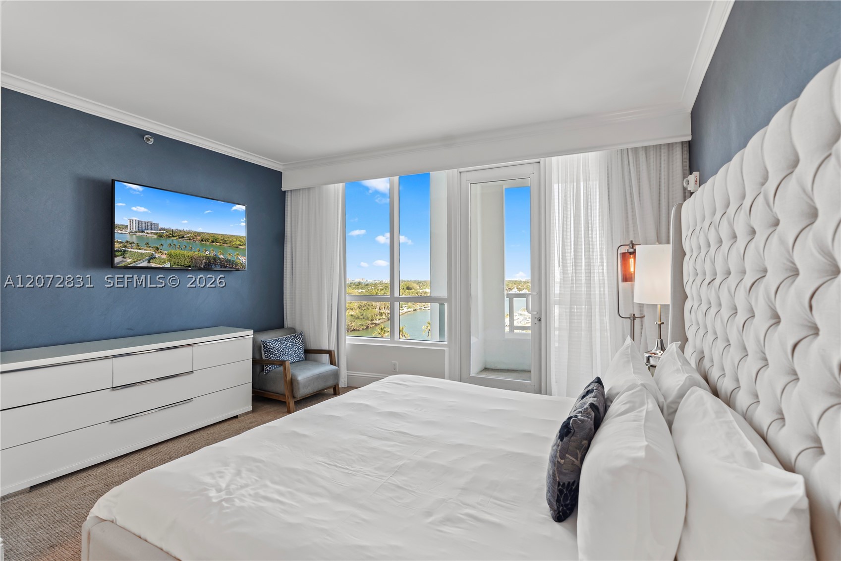 4401 Collins Ave #915, Miami Beach FL 33140