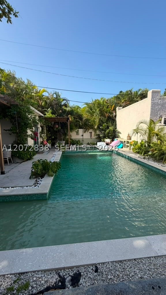 23 NE 46th St #0, Miami FL 33137